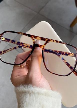 Іміджеві прозорі окуляри леопардові з леопардовою оправою хіт 2024