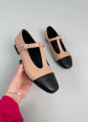 Туфлі жіночі шкіряні карамельні з чорними вставками4 фото