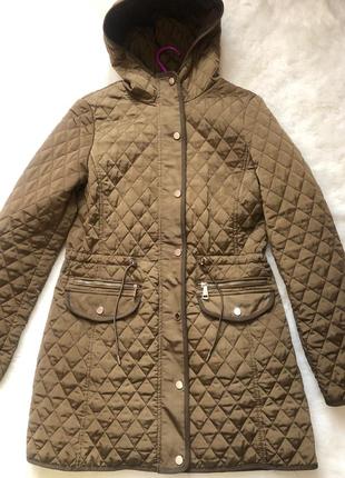 Весняний  плащ