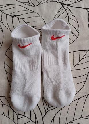 Короткие носки nike3 фото