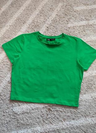 Зелена вкорочена футболка, топ , sinsay,р.м2 фото