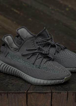 Жіночі кросівки adidas yeezy boost