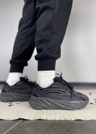 Женские кроссовки 
adidas yeezy 7007 фото