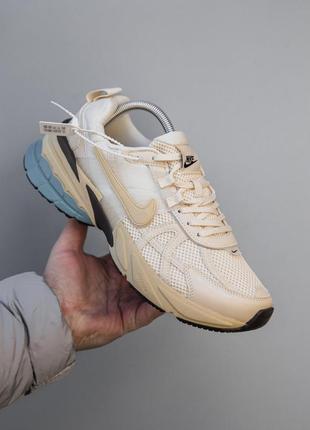 Кроссовки nike runtekk