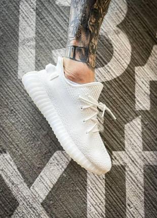 Жіночі кросівки 
adidas yeezy boost 3508 фото