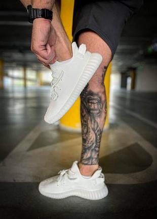 Жіночі кросівки 
adidas yeezy boost 3504 фото