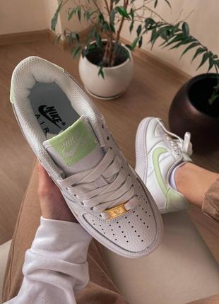 Женские кроссовки nike air force low8 фото