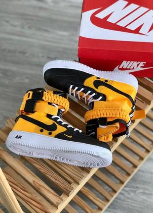 Женские кроссовки nike  air force 1 sf7 фото