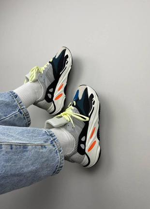 Женские кроссовки adidas yeezy 7004 фото