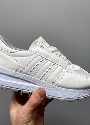 Женские кроссовки adidas retropy e5 triple