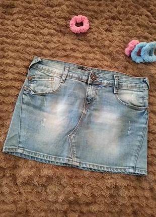 Короткая мини джинсовая юбка