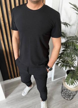 Мужской костюм футболка и брюки базовый однотонный комплект