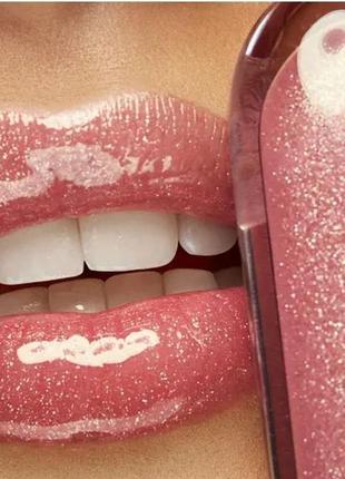Malva perlato
3d hydra lipgloss - шикарний блиск для губ зі ст...3 фото