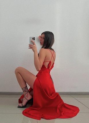 Красное платье с разрезом❤️‍🔥