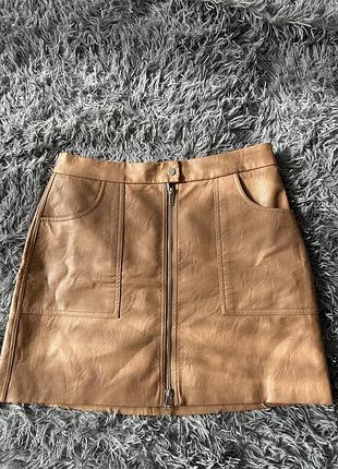 Мини-юбка из эко кожи