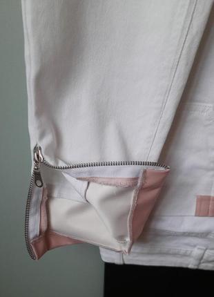 Джинси (брюки, штани) білого  кольору, декоровані вставками із...8 фото