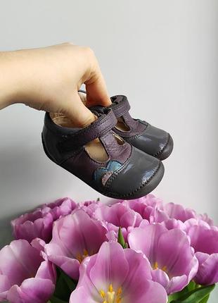 Сандалі мокасини босоніжки черевики дитячі
