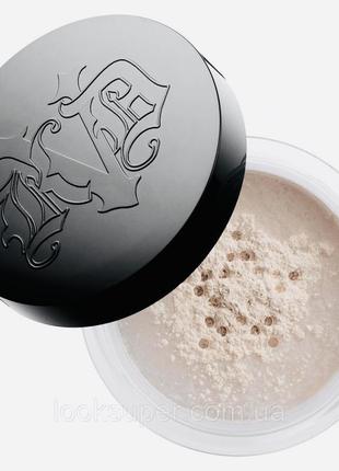 Финишная прозрачная пудра kvd kat von d lock-it setting powder translucent1 фото