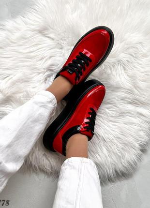 Красные лакированные женские кроссовки кеды на высокой подошве утолщенной из натуральной кожи замши7 фото