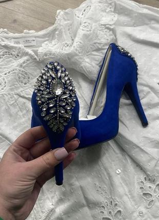 Туфлі туфли