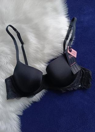 Бюстгальтер бра нижнее белье базовый черный сток hunkemoller