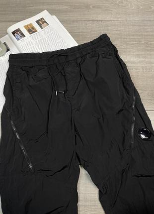 Оригинальные брюки c.p. company garment-dyed cargo pants4 фото