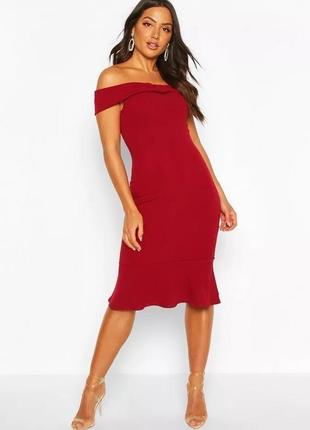 Платье boohoo с открытыми плечами, m/l