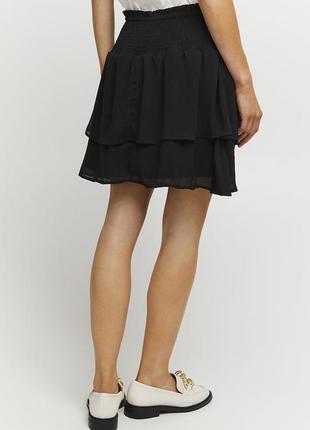 Шифонова спідниця b.young hitta skirt чорного кольору, s/m4 фото