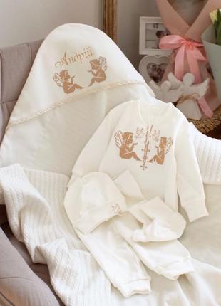 Набіридля хрещення дитини костюм і крижма