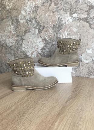 Pinko 37-37,5 р шкіра італія замшеві черевики замша черевики чоботи італія