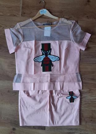 Летний женский костюм с юбкой