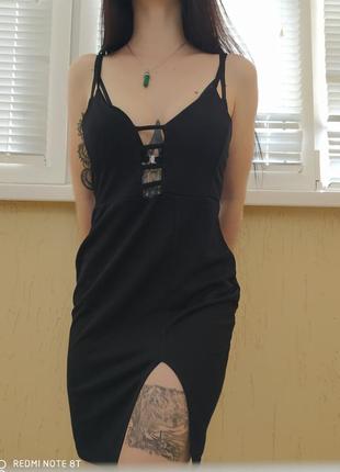 Сексуальна сукня з розрізами1 фото