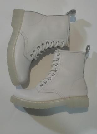 Білі демісезонні чоботи, берці 36 розмір (23.5 см)