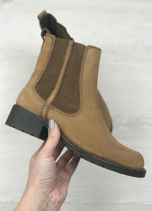 Шкіряні челсі clarks