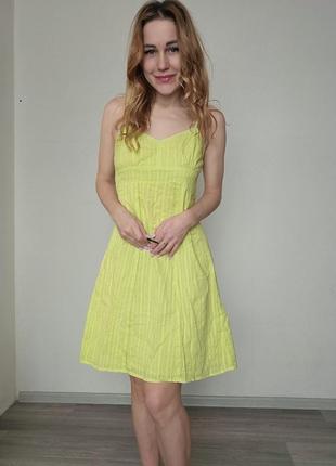 Салатовое летнее платье с подкладкой