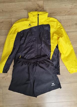 Костюм, шорти і куртка вітровка з прихованим капюшоном s