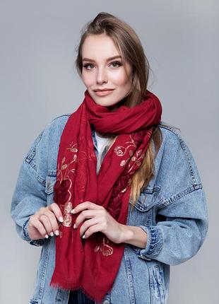 Стильный женский шарф