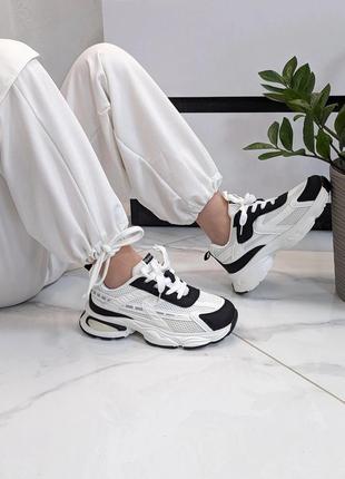 Кроссовки для девочек и мальчиков