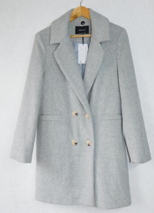 Демисезонное женское короткое пальто2 фото
