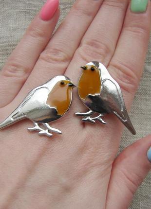 Необычные серьги гвоздики с птицами серебристые сережки с птицей этно стиль