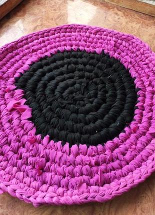 Круглий рожевий килимок із клаптиків ручної роботи 44 см, підстилка на стілець, табурет