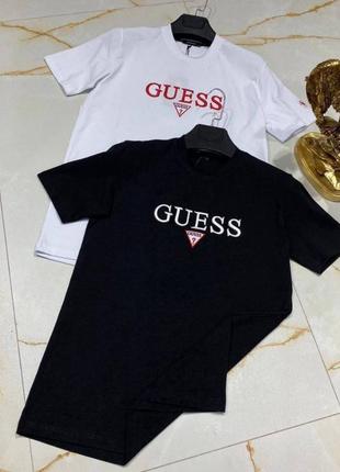 Футболка в стилі guess чорна біла