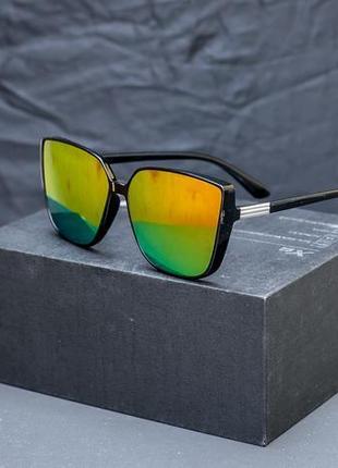 Градиентные солнцезащитные очки в стиле ретро