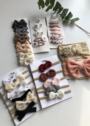 Аксесуари для волосся заколки резинки повʼязки бантики бант