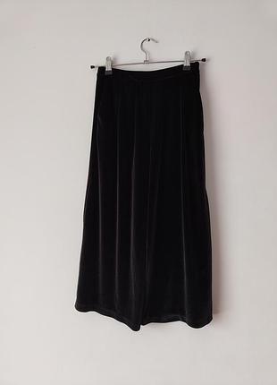 Велюрові вкорочені штани (кюлоти)