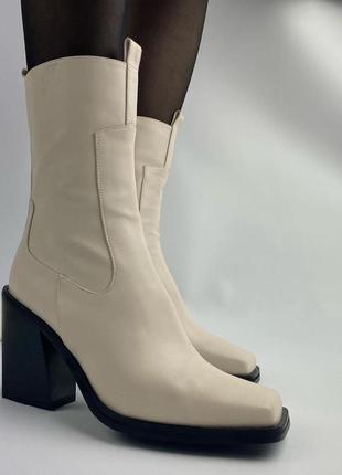 Нові жіночі бежеві черевики ботильони ботильйони весняні чобітки сапожки з квадратним мисом з квадратним носом на підборах6 фото