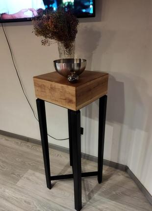 Столик високий • entryway table •1 фото