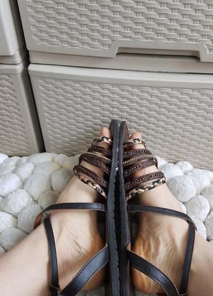 Шкіряні сандалі коричневі босоніжки без підборів spirit 413 фото