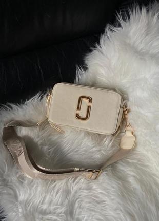 Сумка  marc jacobs the snapshot beige/gold5 фото