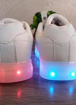 Кроссовки с led подсветкой, и зарядкой usb6 фото